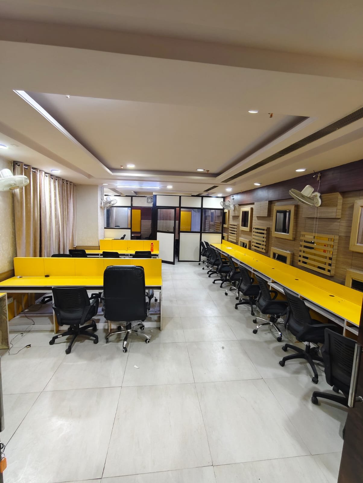 Fully Furnished Office Available For Lease